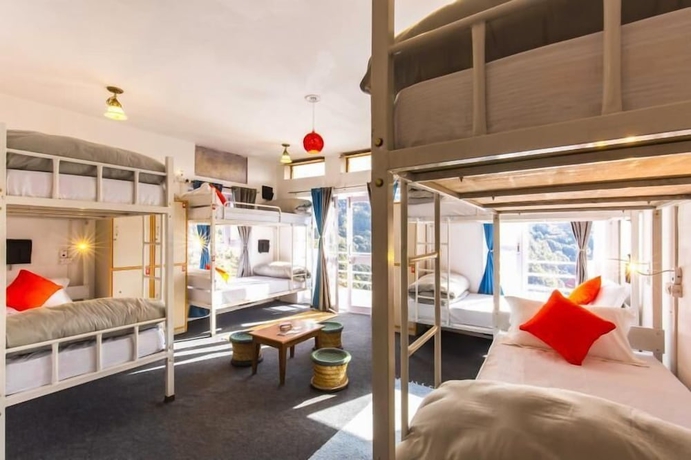 Imagen de la habitación del Hotel Zostel Mukteshwar. Foto 3