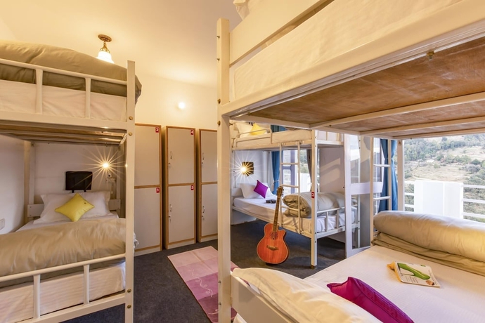 Imagen de la habitación del Hotel Zostel Mukteshwar. Foto 6