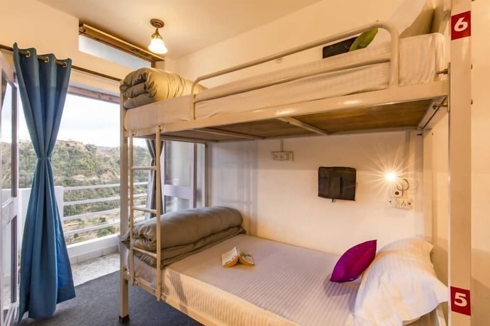 Imagen de la habitación del Hotel Zostel Mukteshwar. Foto 7