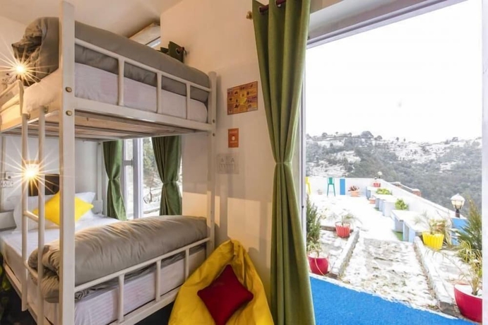 Imagen de la habitación del Hotel Zostel Mukteshwar. Foto 11