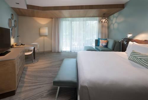 Imagen de la habitación del Hotel Zota Beach Resort. Foto 3