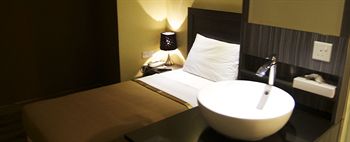 Imagen de la habitación del Hotel Zotel. Foto 3