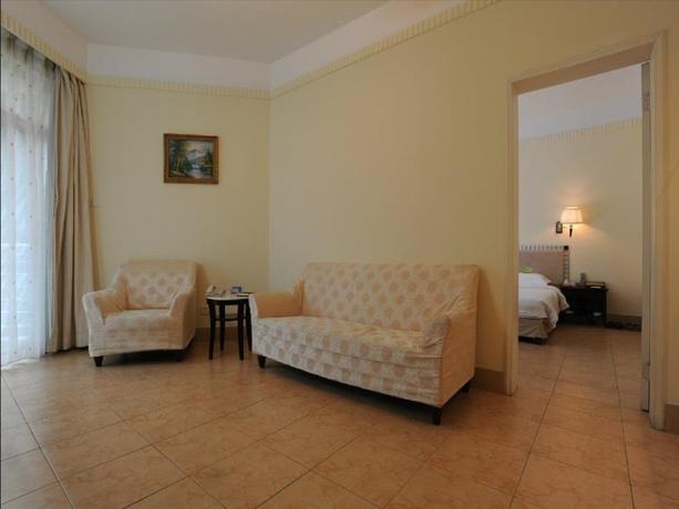 Imagen de la habitación del Hotel Zte Da Mei Sha. Foto 4