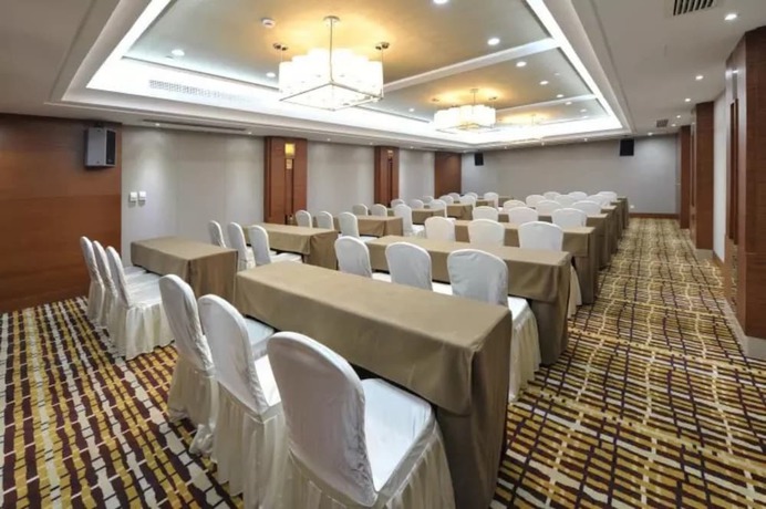 Imagen de los interiores del Hotel Ztg Mingting Thousand Island Lake. Foto 17