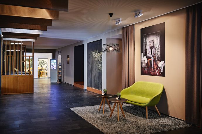 Imagen de los interiores del Hotel Zugbruecke Grenzau. Foto 20