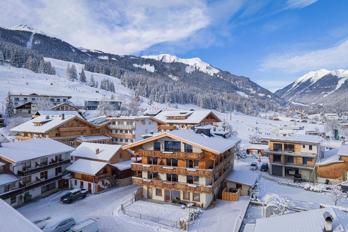 Imagen general del Hotel Zugspitz Suites Lermoos by ALPS RESORTS. Foto 1