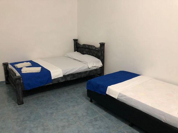 Imagen de la habitación del Hotel Zulan. Foto 8