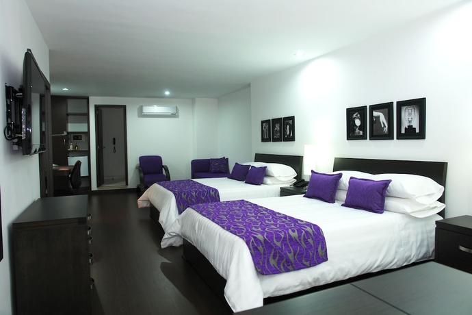 Imagen de la habitación del Hotel Zuldemayda. Foto 8