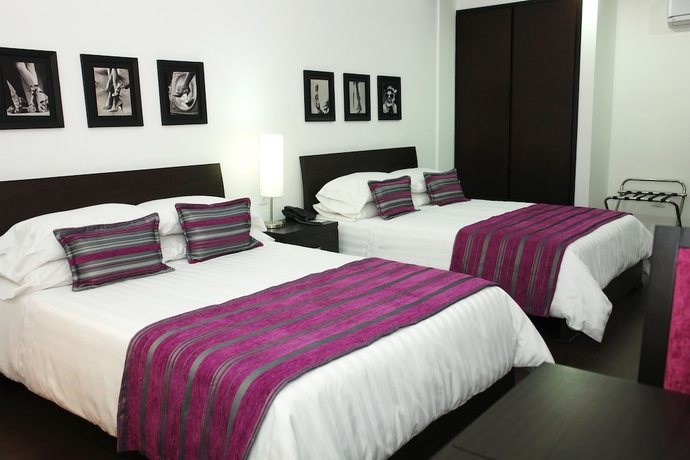 Imagen de la habitación del Hotel Zuldemayda. Foto 9