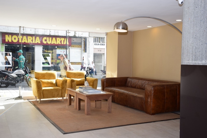 Imagen de los interiores del Hotel Zuldemayda. Foto 12