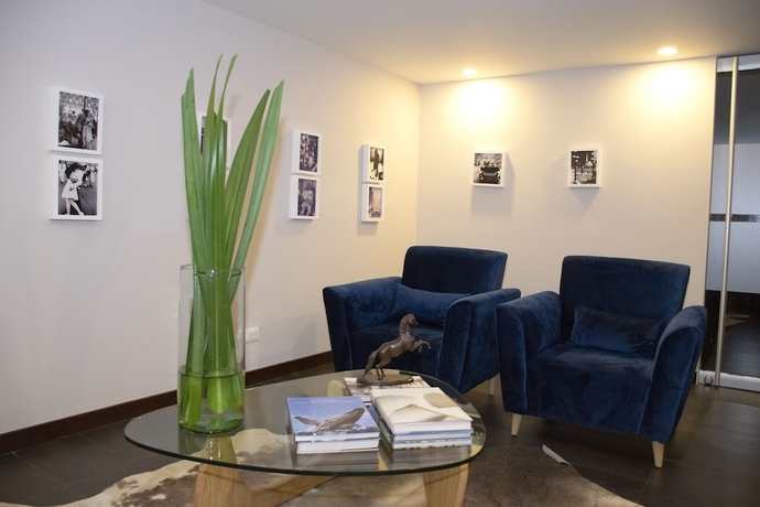 Imagen de los interiores del Hotel Zuldemayda. Foto 17