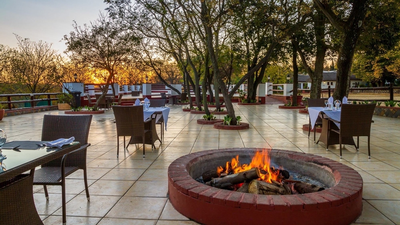 Imagen del bar/restaurante del Hotel Zulu Nyala Country Manor. Foto 5