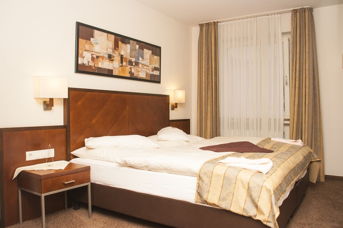 Imagen de la habitación del Hotel Zum Adler. Foto 15