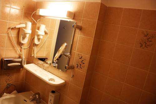 Imagen de la habitación del Hotel Zum Anker. Foto 10
