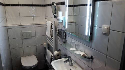 Imagen de la habitación del Hotel Zum Anker. Foto 11