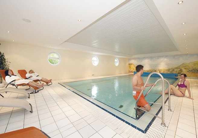 Imagen de la piscina del Hotel Zum Baeren, Oberb&auml;renburg. Foto 20