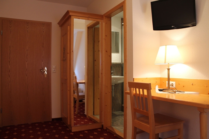 Imagen de la habitación del Hotel Zum Breiterle. Foto 9