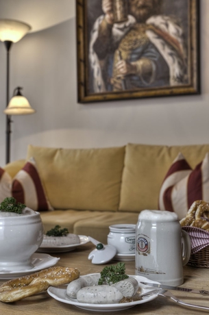 Imagen de la habitación del Hotel Zum Erdinger Weissbräu. Foto 2