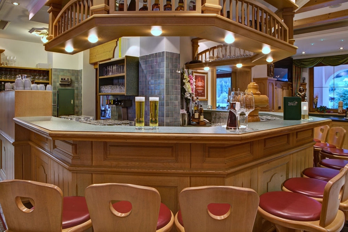 Imagen del bar/restaurante del Hotel Zum Grünen Tor. Foto 5