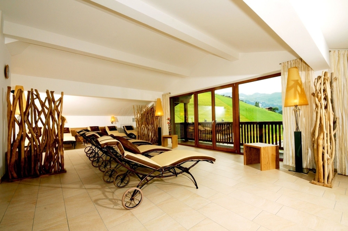 Imagen de la piscina del Hotel Zum Grünen Tor. Foto 16