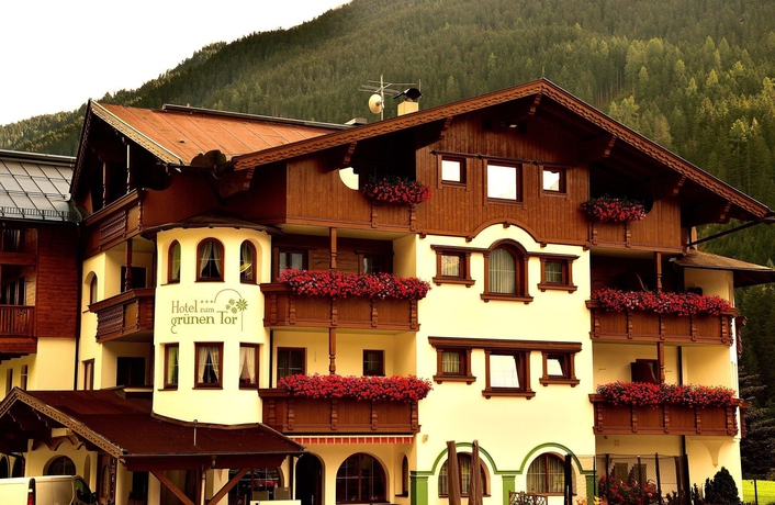 Imagen general del Hotel Zum Grünen Tor. Foto 4