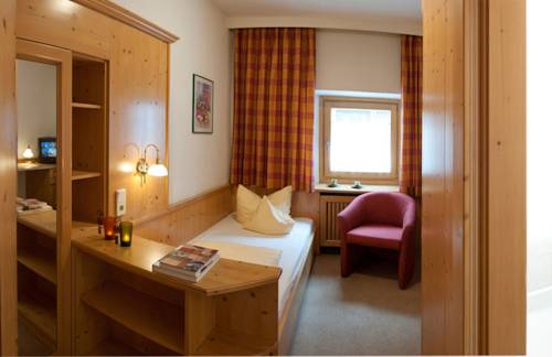 Imagen de la habitación del Hotel Zum Hirschen, Oberlängenfeld. Foto 7