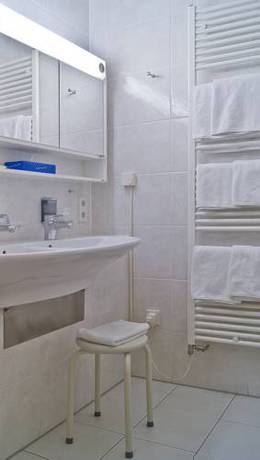 Imagen de la habitación del Hotel Zum Kranz. Foto 8