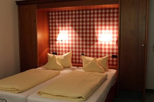 Imagen de la habitación del Hotel Zum Kreuz. Foto 7