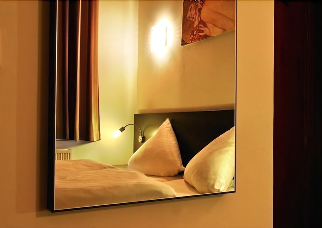 Imagen de la habitación del Hotel Zum L&ouml;wen, Duisburgo. Foto 11