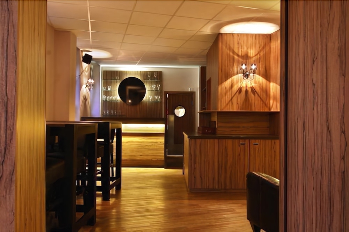 Imagen de los interiores del Hotel Zum L&ouml;wen, Duisburgo. Foto 17