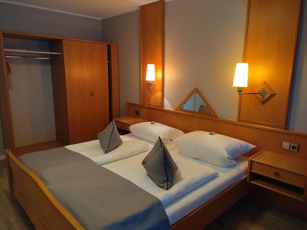 Imagen de la habitación del Hotel Zum M&auml;rchenwald. Foto 15