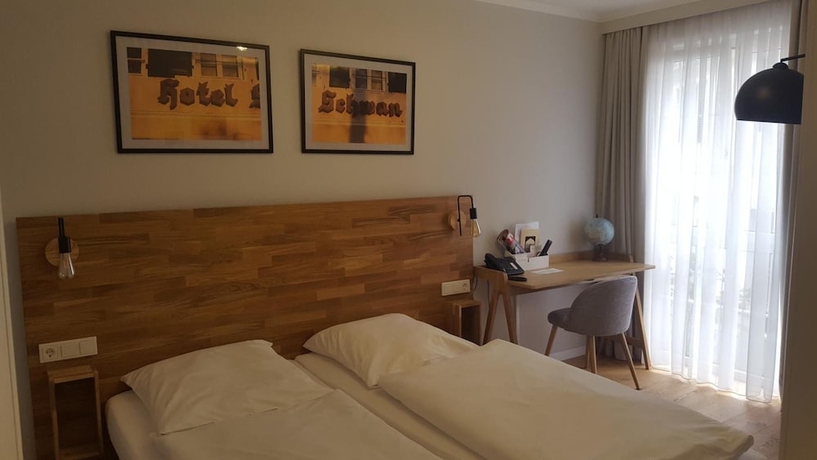 Imagen de la habitación del Hotel Zum Neuen Schwan. Foto 9