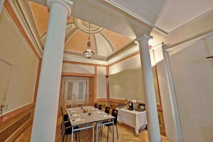 Imagen de los interiores del Hotel Zum Rüden. Foto 16