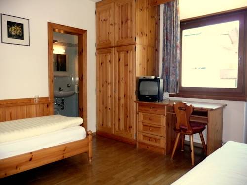 Imagen de la habitación del Hotel Zum Schl&ouml;ssl. Foto 2