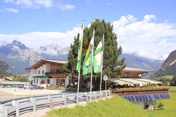 Imagen del bar/restaurante del Hotel Zum Senner Zillertal - Adults Only. Foto 8