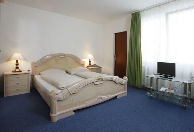 Imagen general del Hotel Zum Spalenbrunnen, Basilea. Foto 3