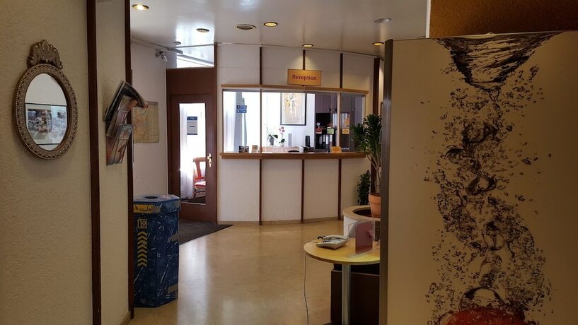 Imagen general del Hotel Zum Spalenbrunnen, Basilea. Foto 11