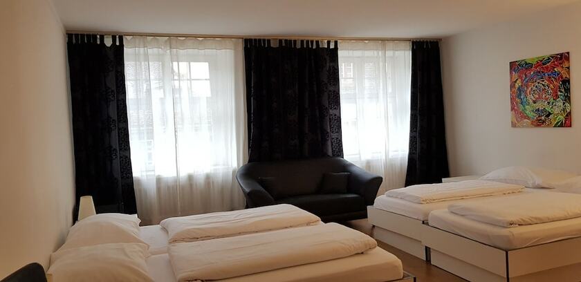 Imagen de la habitación del Hotel Zum Spalenbrunnen. Foto 9