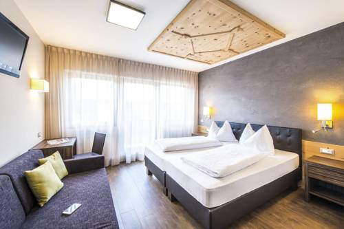 Imagen de la habitación del Hotel Zum Tiroler Adler. Foto 10