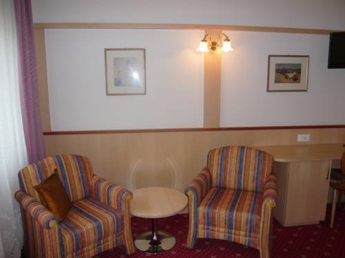 Imagen de la habitación del Hotel Zum Tiroler Adler. Foto 11