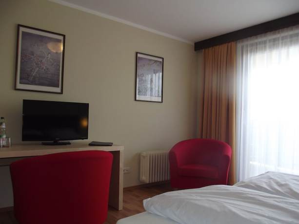 Imagen de la habitación del Hotel Zum Weissen Lamm. Foto 10