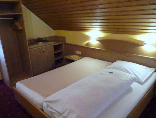 Imagen de la habitación del Hotel Zum Weissen Stein. Foto 8