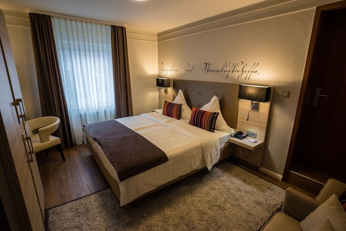 Imagen de la habitación del Hotel Zum Zeppelin. Foto 2