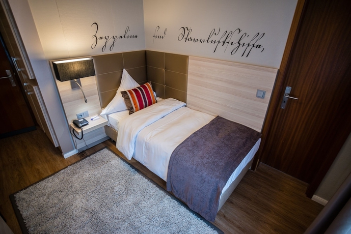 Imagen de la habitación del Hotel Zum Zeppelin. Foto 7