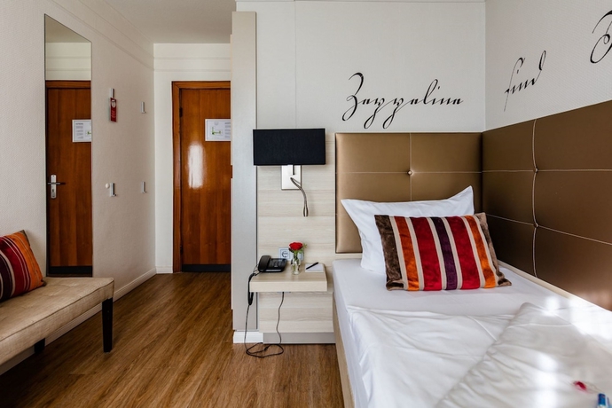 Imagen de la habitación del Hotel Zum Zeppelin. Foto 8