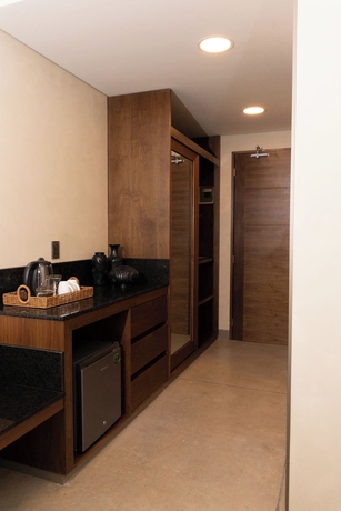 Imagen de la habitación del Hotel Zuma Colony. Foto 3