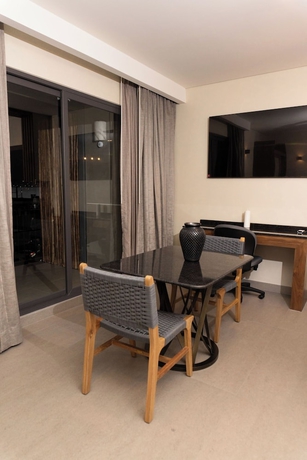 Imagen de la habitación del Hotel Zuma Colony. Foto 5