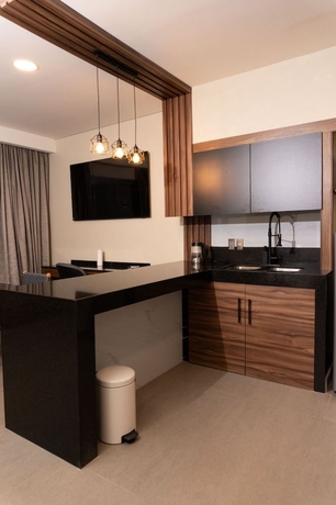Imagen de la habitación del Hotel Zuma Colony. Foto 7