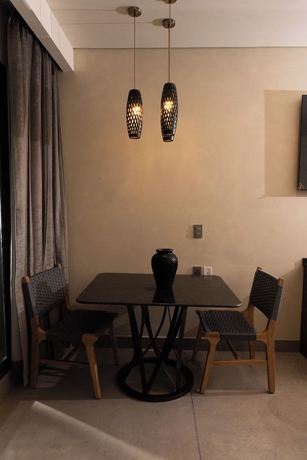 Imagen de la habitación del Hotel Zuma Colony. Foto 8
