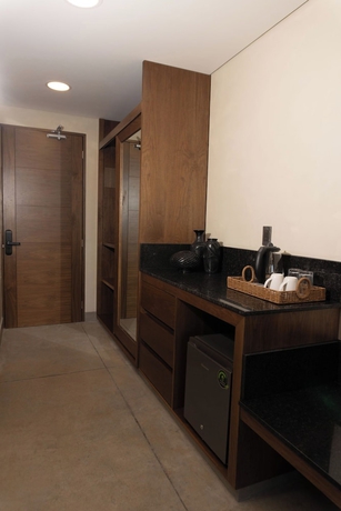 Imagen de la habitación del Hotel Zuma Colony. Foto 10